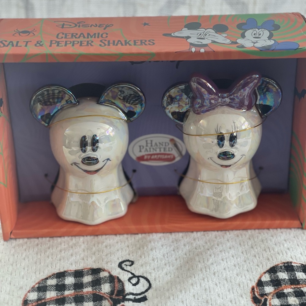 Disney Hand-Painted Ceramic Shakers - Cream and Black